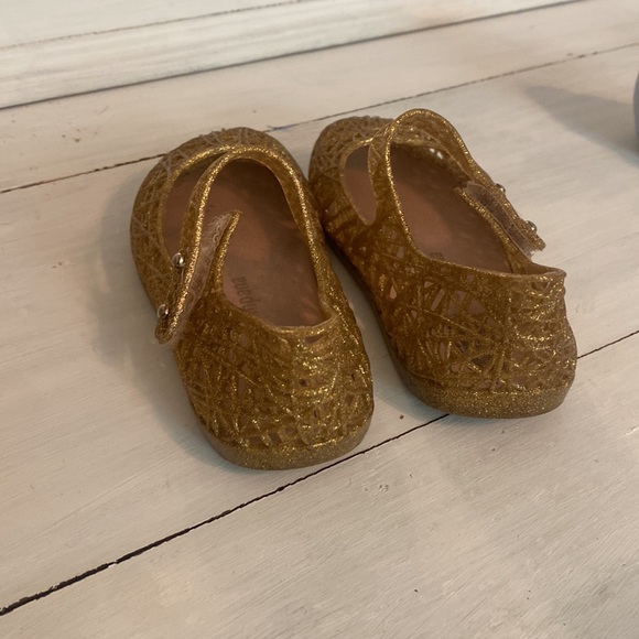Gold Mini Melissa Sandals. Size 6. Great condition! - Picture 3 of 4
